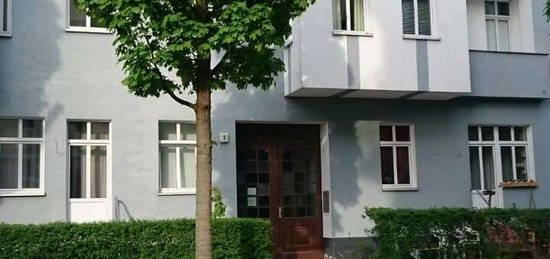 Schöne, geräumige zwei Zimmer Wohnung in Berlin, Oberschöneweide (Köpenick)