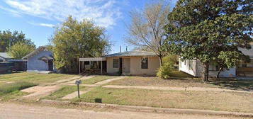 516 Yale St, Stamford, TX 79553