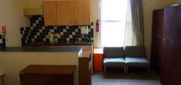 1 bed property to rent