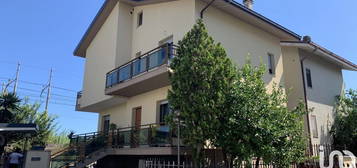 Villa in vendita in via San Martino