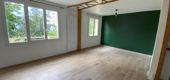 Location appartement 3 pièces 63 m²