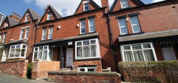 8 bedroom terraced house