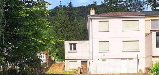 Maison 2 étages  à vendre, 4 pièces, 3 chambres, 82 m²