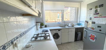 2 bed flat to rent