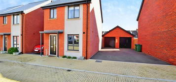 3 bedroom detached house