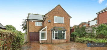 4 bedroom detached house