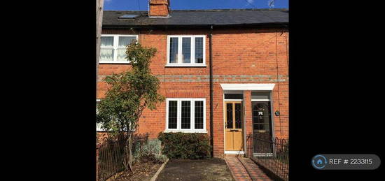 2 bedroom terraced house