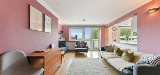 Flat for sale in Leigham Court Road, London SW16