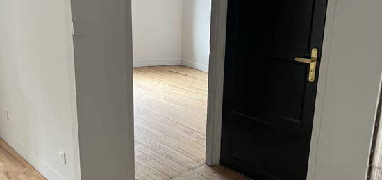 Appartement  à vendre, 3 pièces, 2 chambres, 64 m²