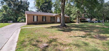 718 Iris Ave, Mobile, AL 36606