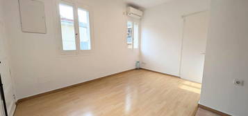 Piso en venta en Calle Bethencourt, Sants