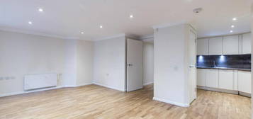 2 bedroom ground floor flat