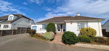 4 bed semi-detached bungalow for sale