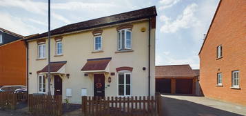 3 bed semi-detached house for sale