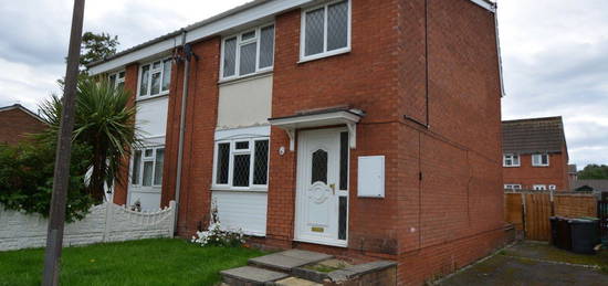 3 bed semi-detached house to rent