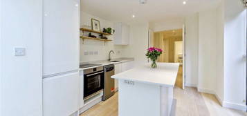 2 bed flat to rent