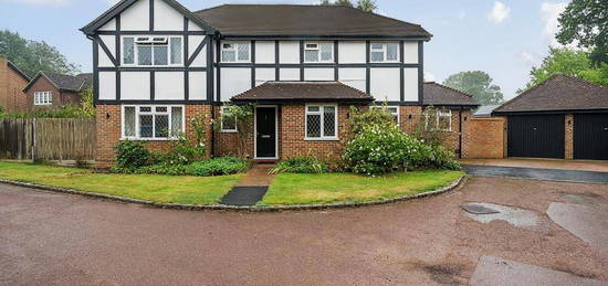 6 bedroom detached house for sale