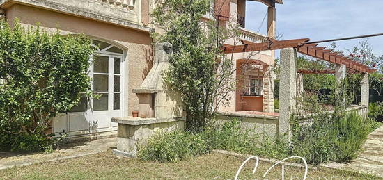 Maison  à vendre, 6 pièces, 5 chambres, 160 m²