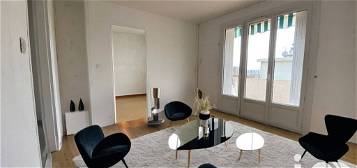 Appartement  à vendre, 4 pièces, 3 chambres, 61 m²