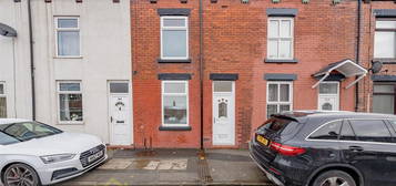 2 bed terraced house for sale