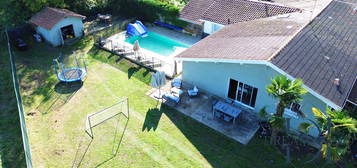 Belle maison à Azur, avec piscine