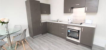 2 bed flat to rent