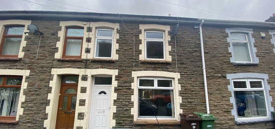 3 bedroom terraced house