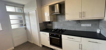 3 bed shared accommodation to rent