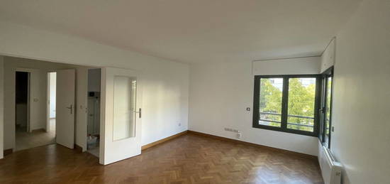 Appartement  à vendre, 2 pièces, 1 chambre, 51 m²