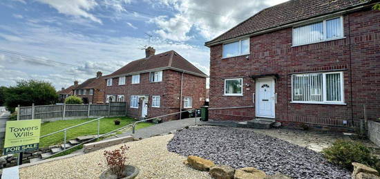 3 bed semi-detached house for sale