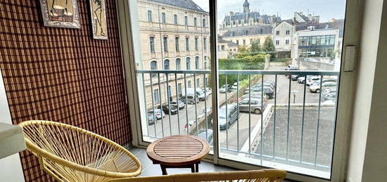 VANNES CENTRE - APPARTEMENT T4