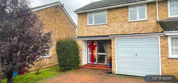 3 bedroom semi-detached house