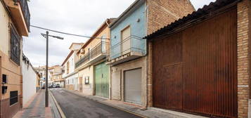 Casa adosada en venta en Calle Madrid, San Antón