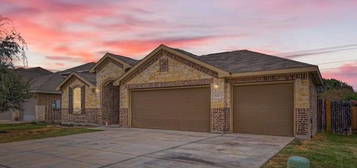 513 Briar Ln, New Braunfels, TX 78132