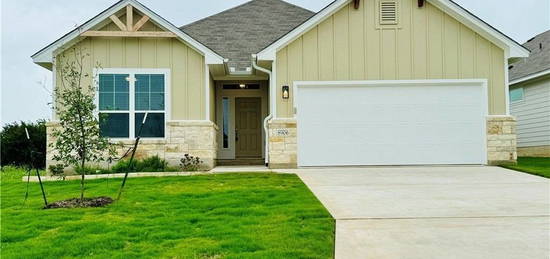 8906 Happy Valley Dr, Temple, TX 76502