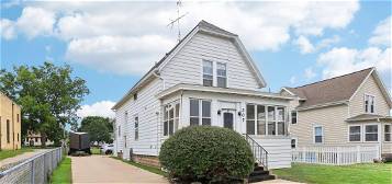 307 S Fourth St, Watertown, WI 53094