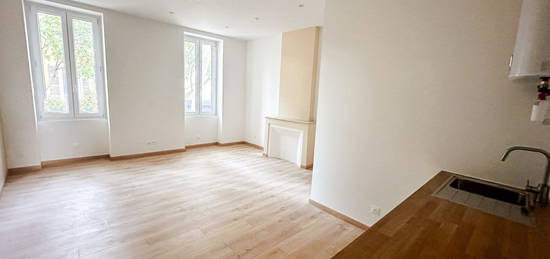 Studio  à vendre, 1 pièce, 26 m², Étage 1/1