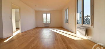 Location appartement 4 pièces 99 m²