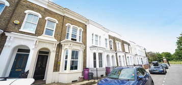 4 bedroom terraced house to rent