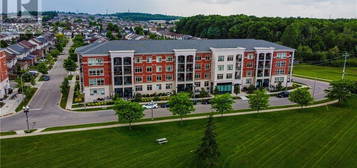 195 COMMONWEALTH Street Unit# 213, Kitchener, Ontario