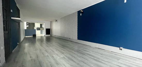 Maison 2 étages  à vendre, 6 pièces, 4 chambres, 130 m²