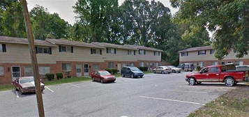 2006 Niagara St Apt F, Greensboro, NC 27405