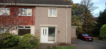 3 bedroom semi-detached house