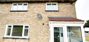 4 bed semi-detached house to rent