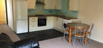 2 bed flat to rent