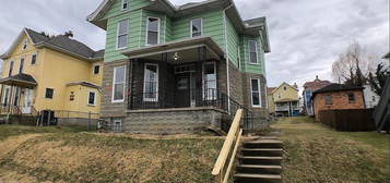 512 Sidney St, Greensburg, PA 15601