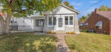 7619 Weaver Ave, St Louis, MO 63143