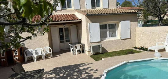 Maison  à vendre, 6 pièces, 4 chambres, 106 m²