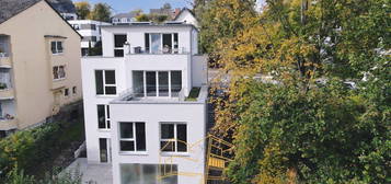 Modern und Barrierefrei: Terrassenwohnung  mit eigenem Eingang in grüner Stadtlage