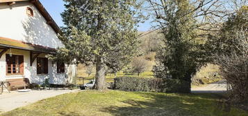 Maison  à vendre, 11 pièces, 3 chambres, 233 m²